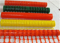 Hoge Oranje Plastic de Veiligheidsomheining van Visablity met van het Barrièreband/Verkeer Kegels